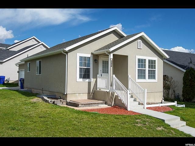 1st image of 244 W Vineyard Way