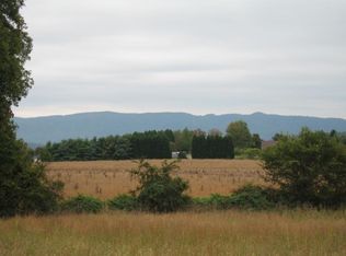 215 S Springview Rd, Maryville, TN 37801