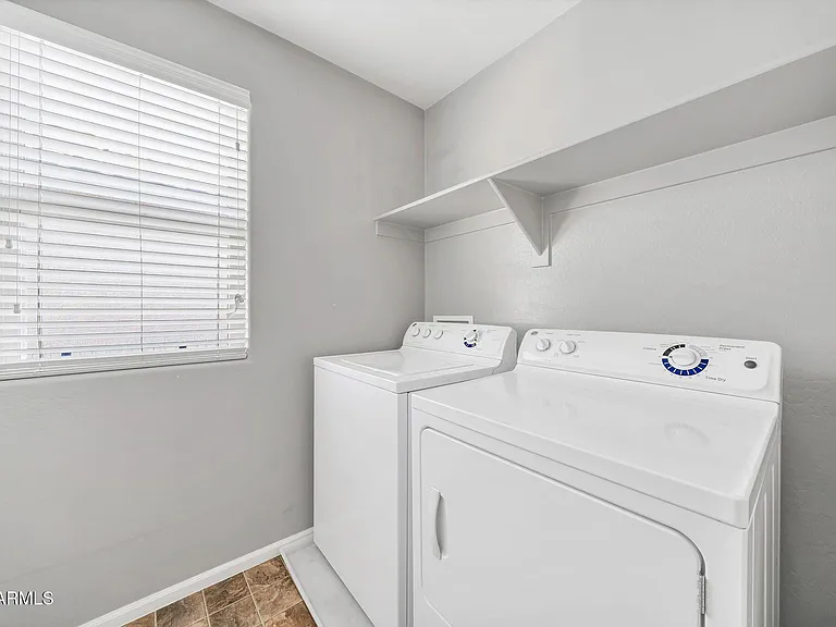 7770 W Alvarado Rd — Photo 23
