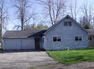 108 Clarence St, Houghton Lake Heights, MI 48630