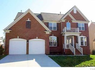 323 Sutton Glen Dr, Apex, NC 27523