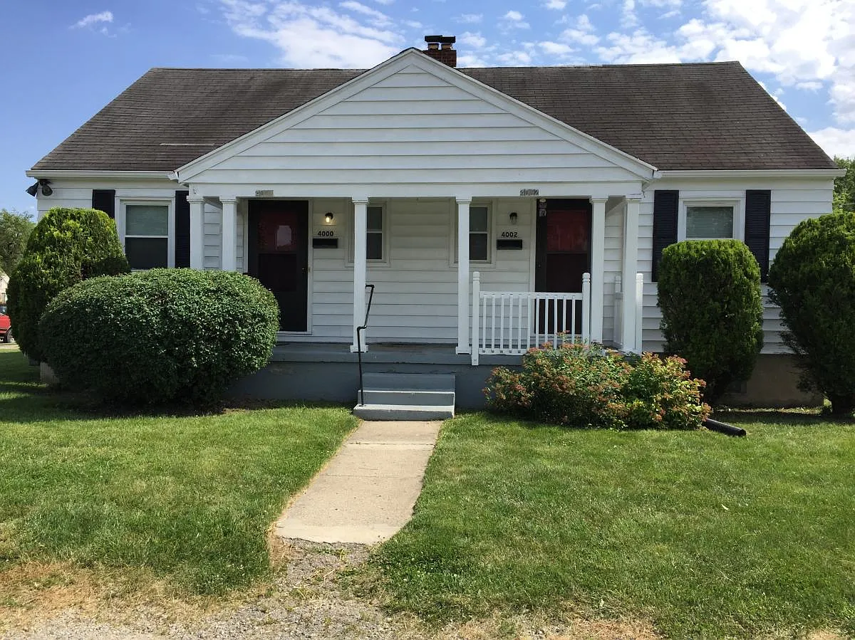 4000 Saint James Ave photo 1