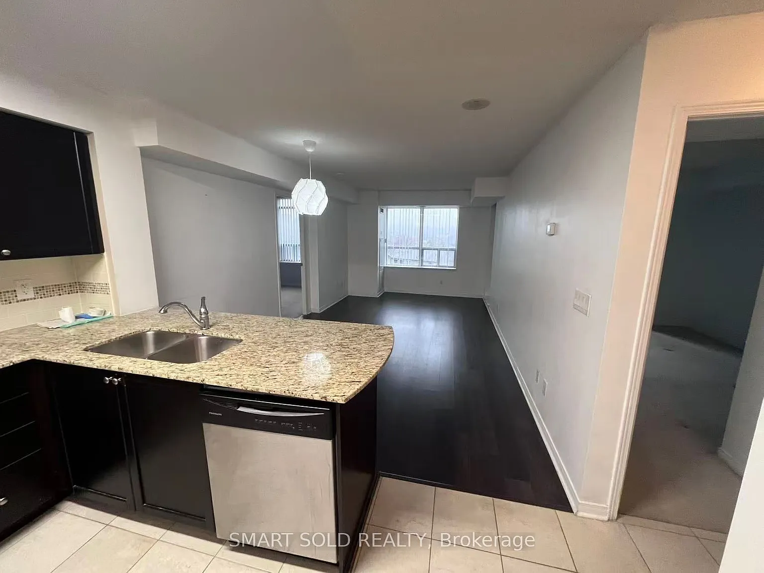 73 King William Cres #512 photo 1