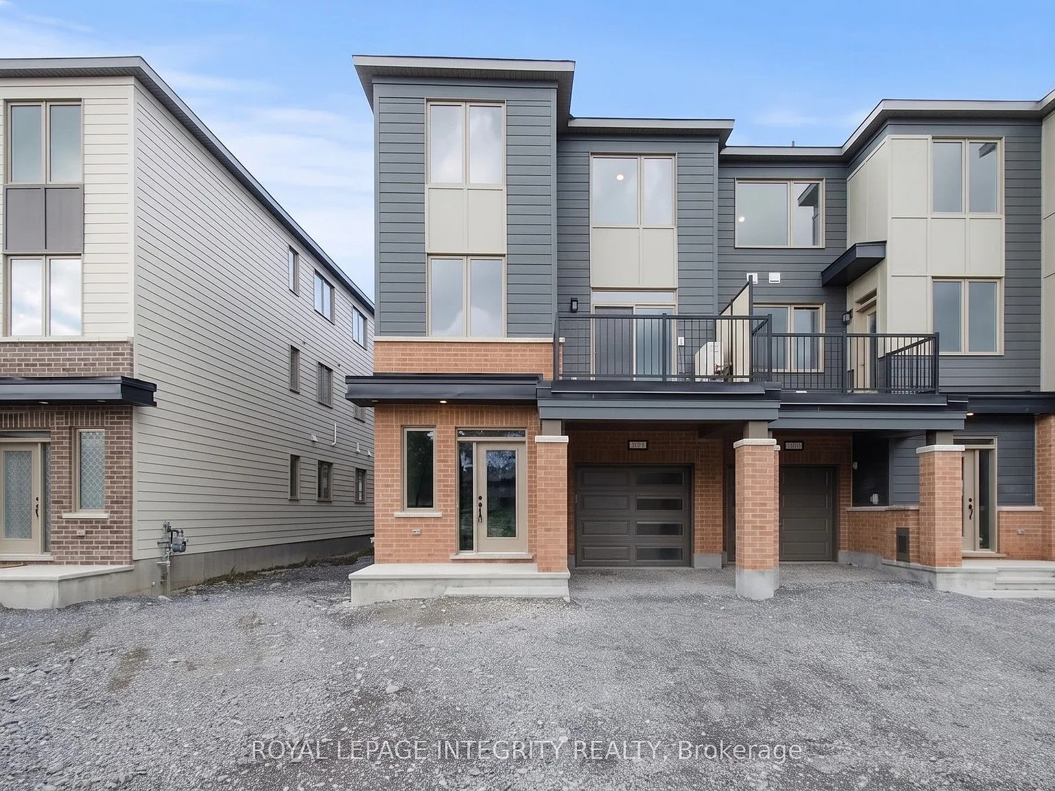 3 bed, $2,900 — Photo 1
