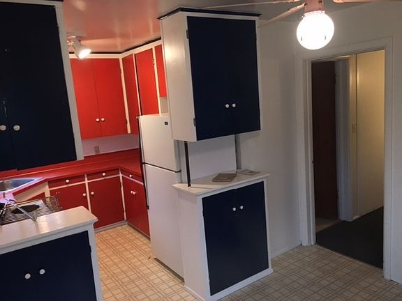 4th image of 457 E 12th Ave APT C