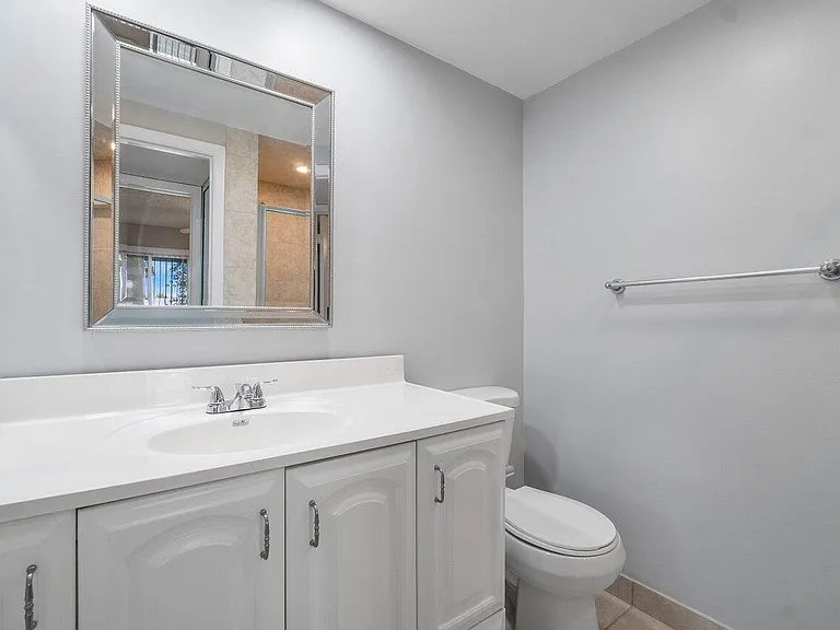 283 Normandy Ln #F — Photo 17