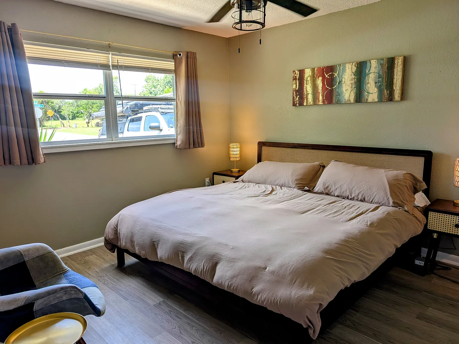 3 bed, 1800 sqft, $3,150 — Photo 4