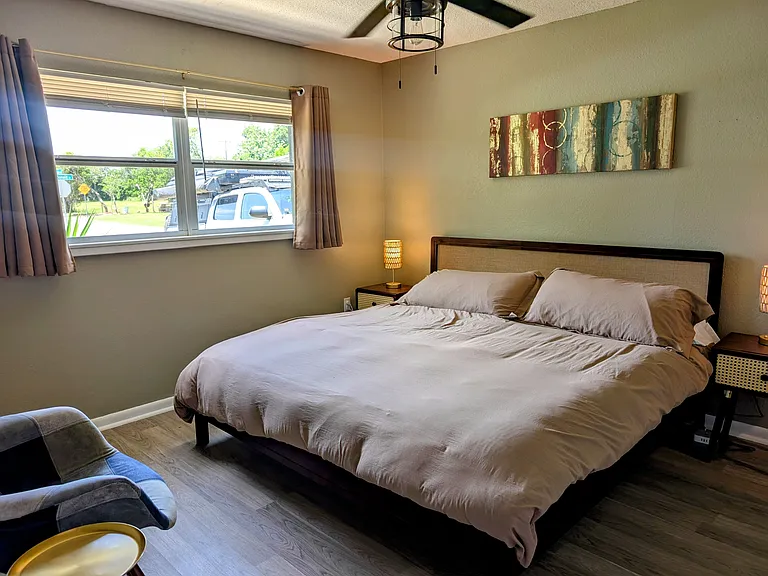 1440 Macdonald St — Photo 4