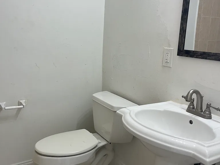 7136 Bonita Dr #6 — Photo 9