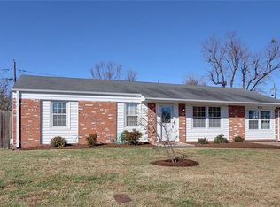 921 Mapleton Rd, Virginia Beach, VA 23452
