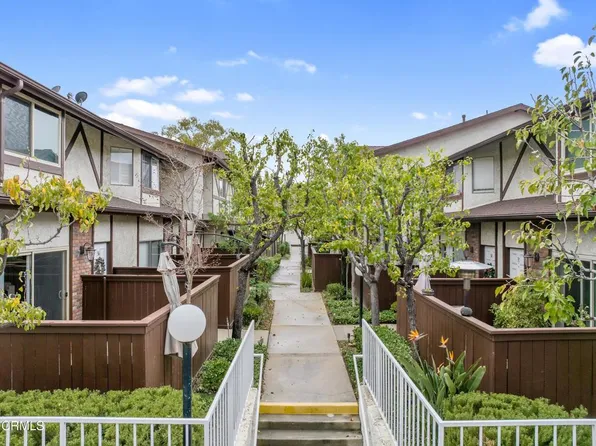 10480 Sunland Blvd APT 44, Sunland, CA 91040