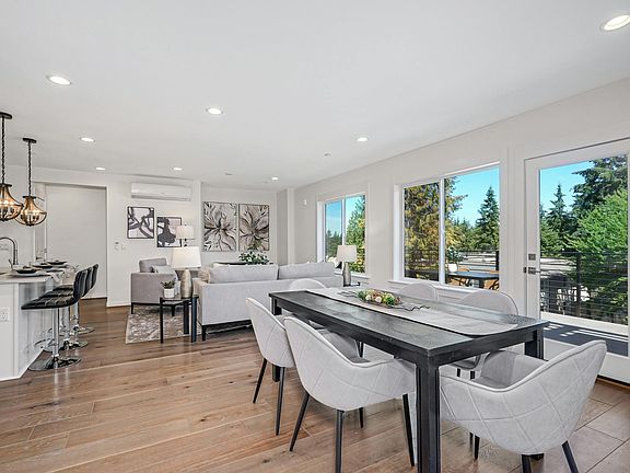 2nd image of 15558 NE 15th Pl Unit 401