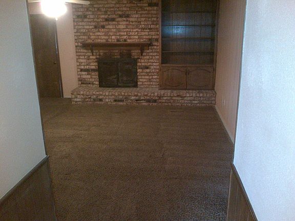 5th image of 3132 N Dornick Dr