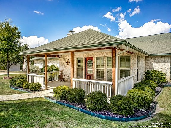 3rd image of 888 Brushy Creek Dr