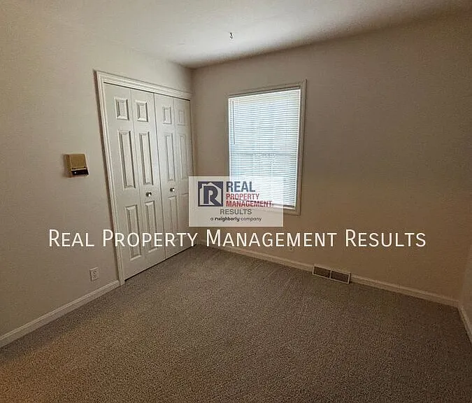 7577 Nottingham Dr — Photo 17