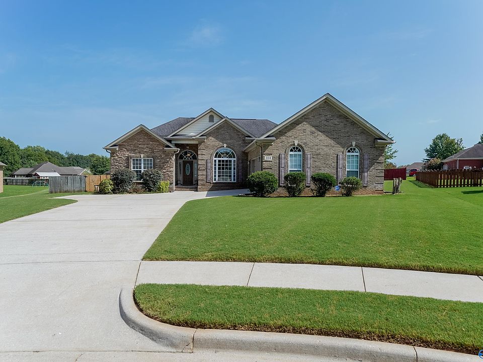 1st image of 104 Chloe Abigail Dr