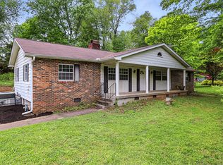 107 Underwood Rd, Oak Ridge, TN 37830