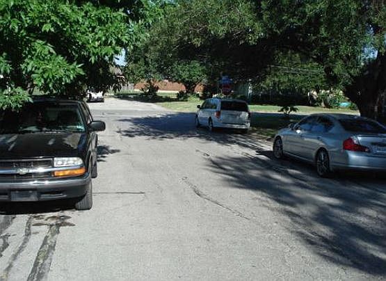 5th image of 4141 Doyle St