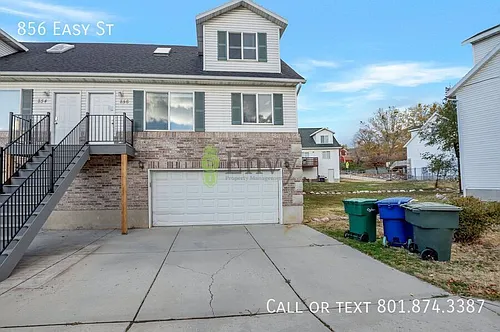 856 Easy St Photo 1
