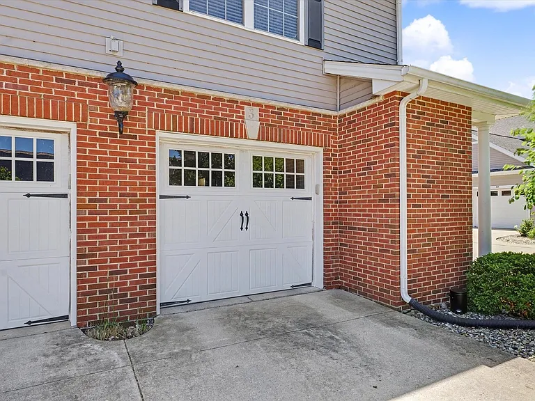 106 Essex Ln #3 — Photo 28
