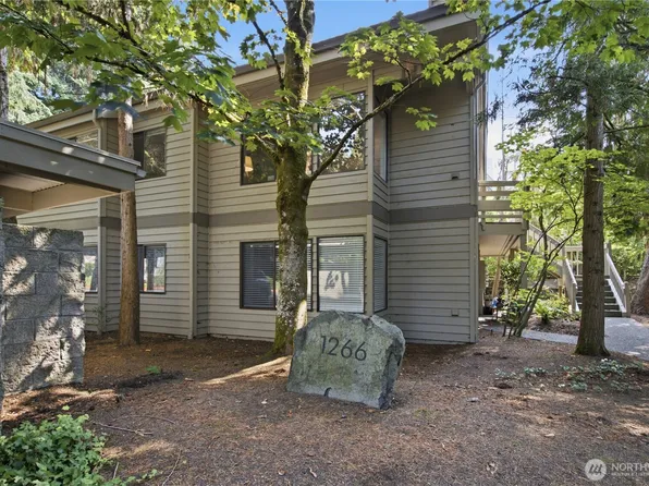 1266 Bellevue Way #4, Bellevue, WA 98004