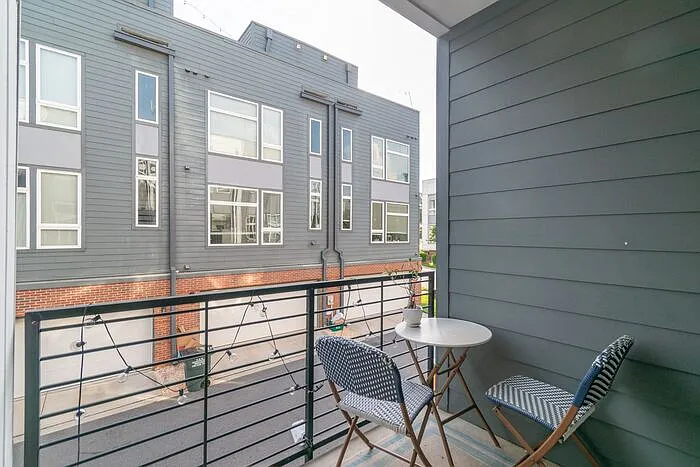 439 Southend Crossing Ln — Photo 21
