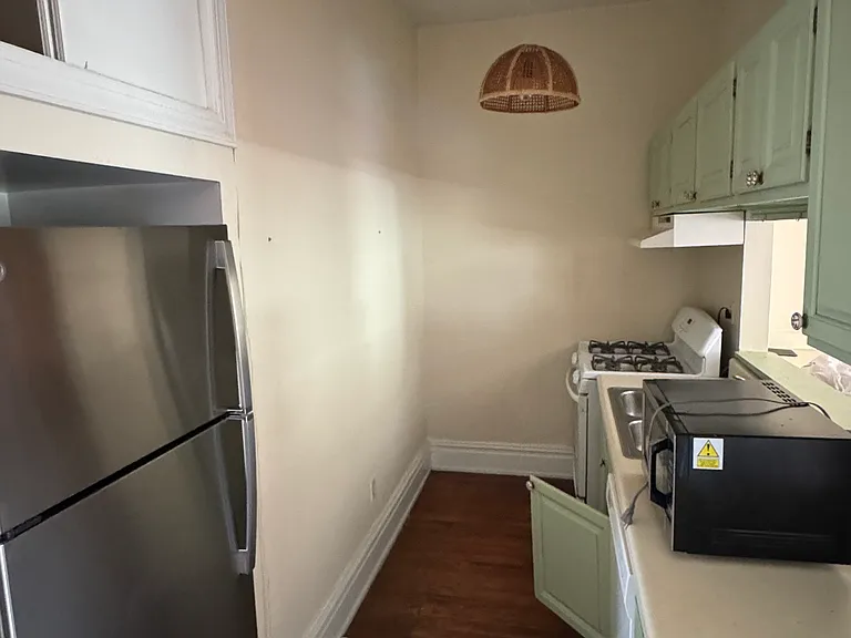 1316 Floyd Ave #3 — Photo 4