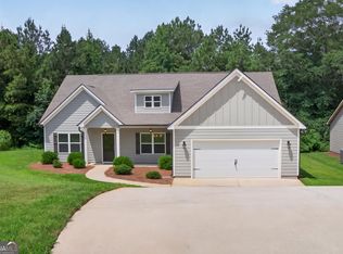 137 Holtz Dr, Carrollton, GA 30117