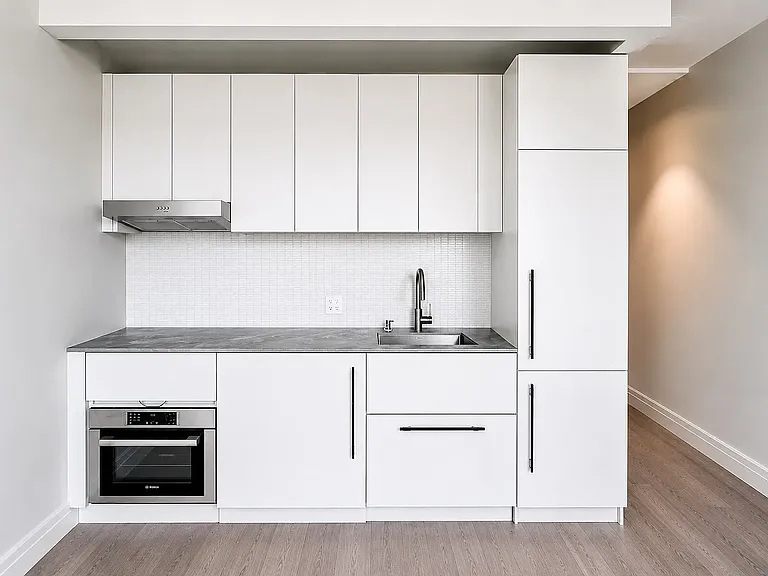 90 Bedford St #1 — Photo 5