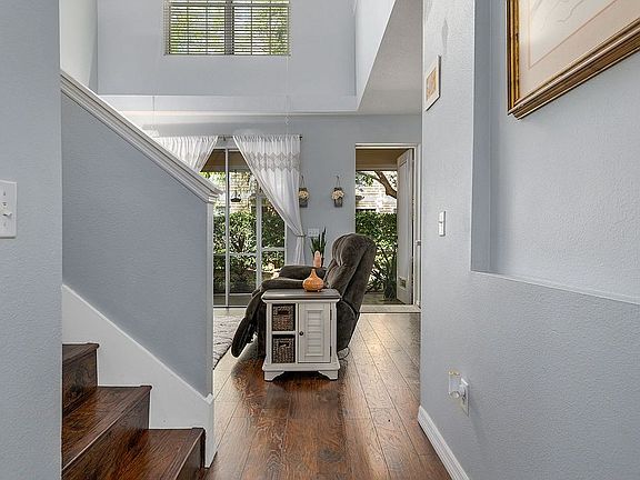 5th image of 6406 Rosefinch Ct Unit 102