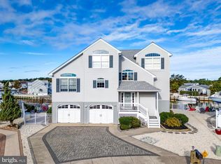 22 Sea Isle Dr, Little Egg Harbor, NJ 08087