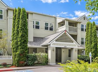 4109 224th Lane SE #213, Issaquah, WA