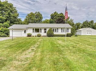 104 Ladue Rd, Brockport, NY 14420
