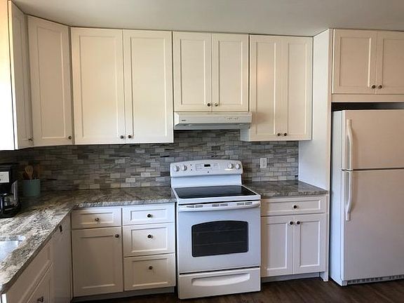 3rd image of 2823 Fawkes Dr