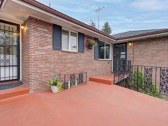 5th image of 4109 NW Lavina St