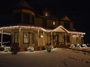 202 Heatherstone Dr, Chatham, IL