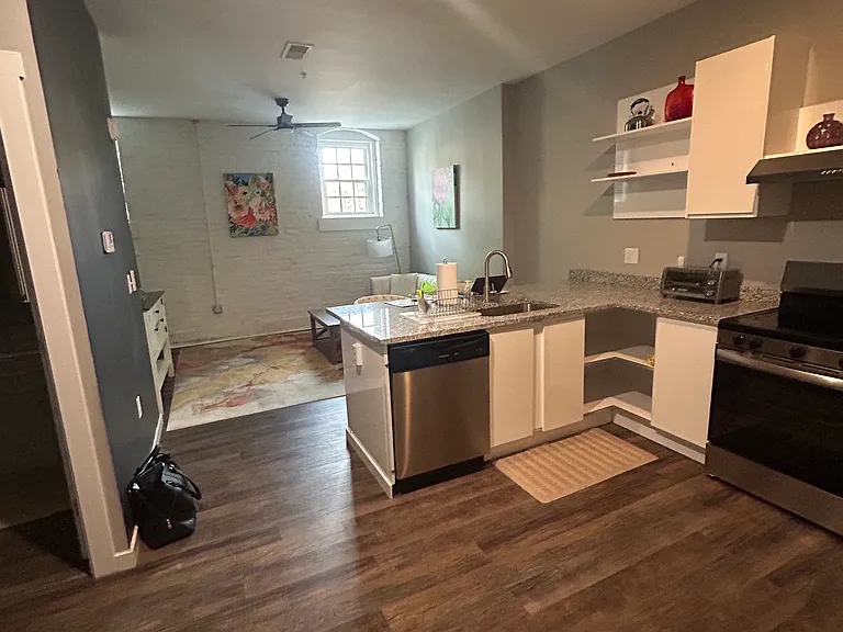 322 S Patterson Blvd #208 — Photo 2