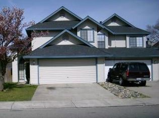 409 Almond Dr, Lodi, CA 95240