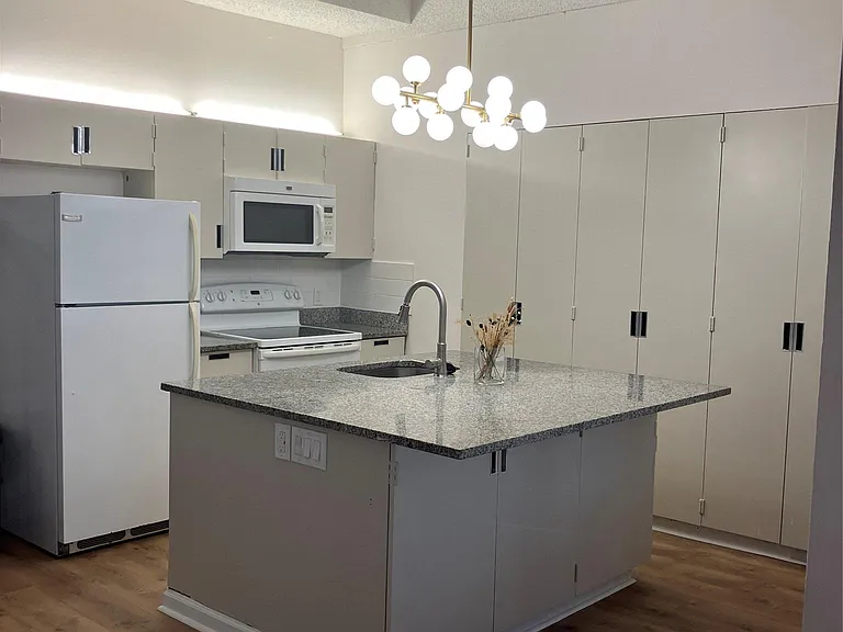 5914 Lago Vista Way #C-23 — Photo 6