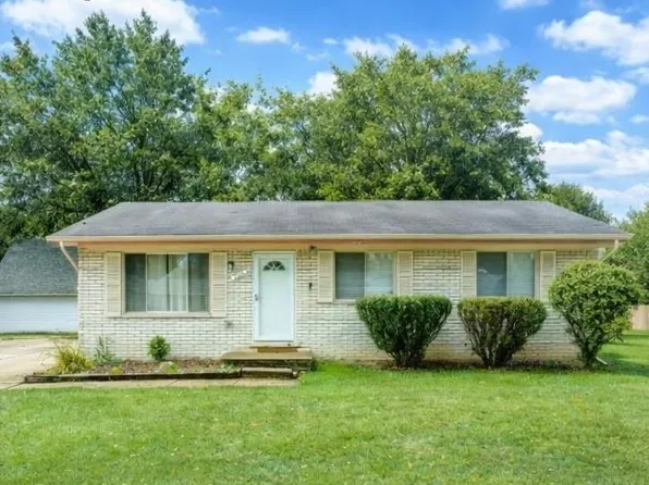 2448 Oakcrest Rd, Sterling Heights, MI 48310