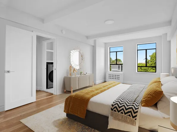 100 Riverside Drive image 10 of 14