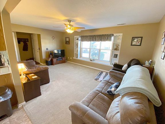 5th image of 1434 E Louise Dr