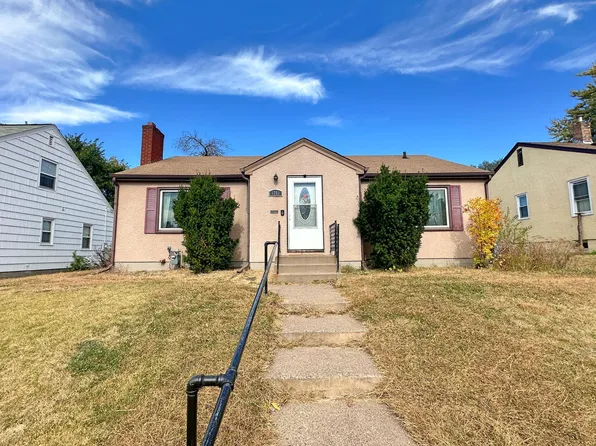 1261 Beech St, Saint Paul, MN 55106