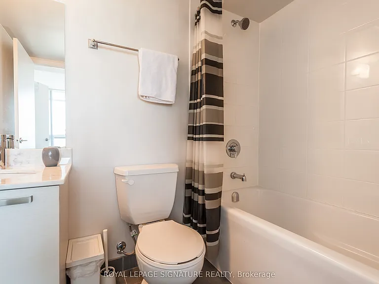 36 Lisgar St #2217E — Photo 10