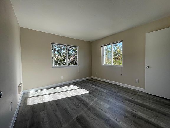 2nd image of 218 Woodland Pkwy Unit 242