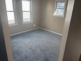 322 W Merchant St — Photo 4