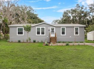 2463 Wildwood Dr, Mims, FL 32754