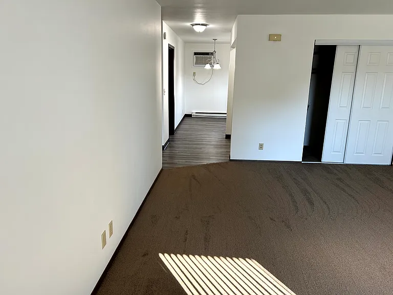 202 N Parkway Dr #A — Photo 5