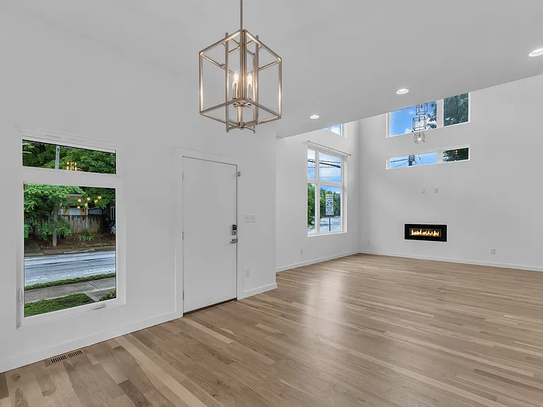 304 S Tarboro St — Photo 20