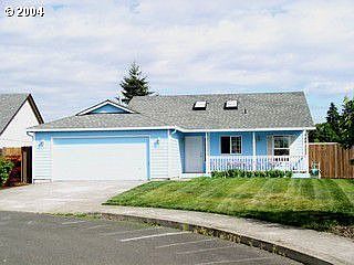1st image of 10404 NE 81st St